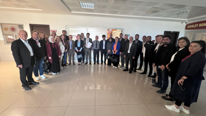 AK Parti Keşan yönetimi mazbatalarını aldı